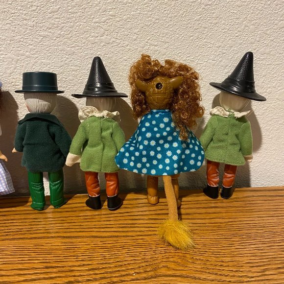Six of The Wizard of Oz Characters by Madame Alexander - Picture 12 of 12